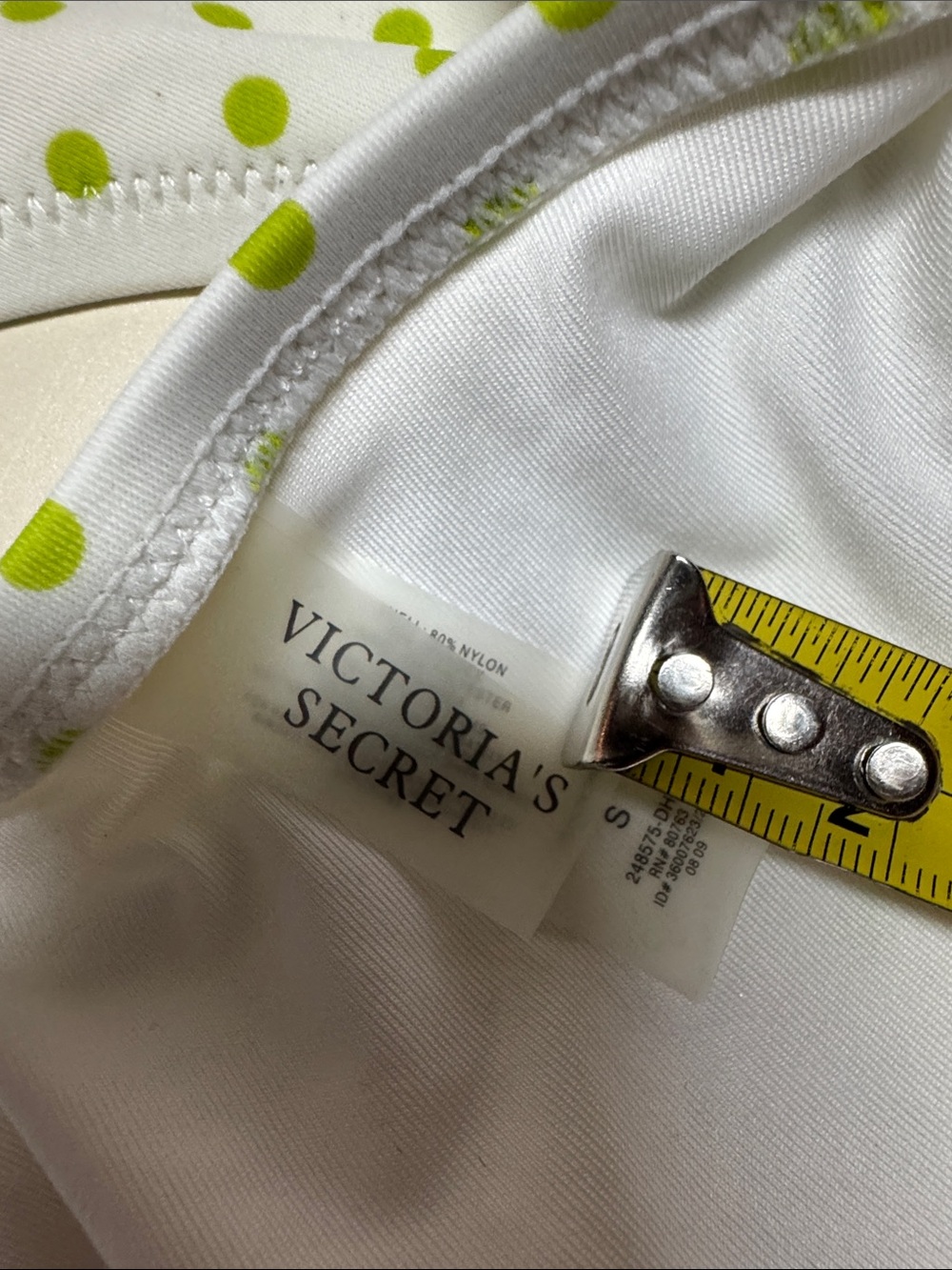 Victoria's Secret White Bandeau Bikini with Lime Polka Dots - Picture 12 of 13